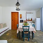 Giola Bungalows Sirines