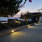 Villa Gournes Resort