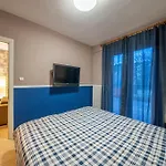 Kozani Hideaway For 2!