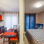 Kozani Hideaway For 2!