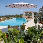 Villa Phenωmena Apartments