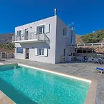 Tranquil Sea View Villa With Private Pool, Just 2Km From The Beach!