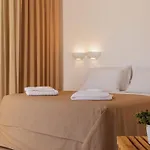 To Rantevou Tis Alykis Rooms & Apartments