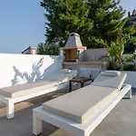 Lindos Shore Summer House With Jacuzzi And Sea View !!!