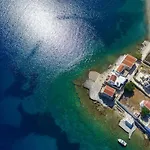 Maravelia Mare