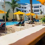 Kassavetis Center - Hotel Studios & Apartments