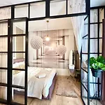 Luxury Seafront House Nearby Delphi