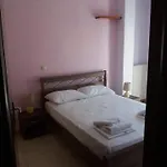 Zoe\'S Apartments