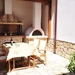 Pansion Evi