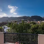 Niki\'S Apartment
