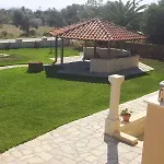 Paradisos Apartments