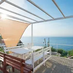 Epipleon Suites