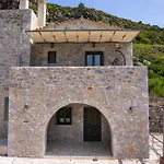 Alexandra\'S House