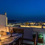Golden Rose Elegant Vacation Home