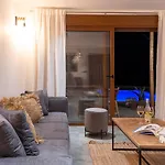 Luxury Nissovilla With Private Pool & Sea Views