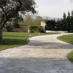 Awesome Home In Kamena Vourla