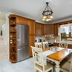 Villa Anthea