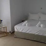 Niovi Boutique Apartments