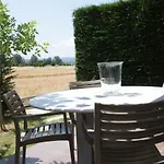 Niovi Boutique Apartments