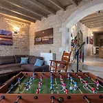 Alexandros Villa
