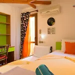 Beautiful Newly Apt With Sea View, Near The Center
