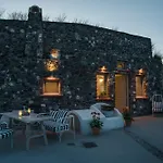 Lagadi Suites