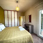 Trapezaki Villas