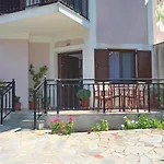 Skopelos Chara\'S Lux Apartment