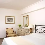 Amarilia Hotel