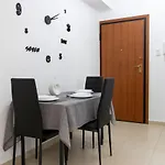 K6 Fashion Sparta Apartment