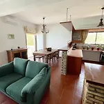 Stunning Beachfront Apartment Stratos