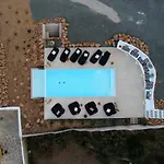 Aloe Mare Suites
