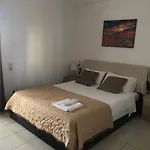 Heaven Studios & Apartments