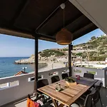 Beach Front Apartment With Swimming Pool