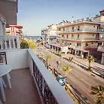 Hotel Chronis
