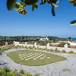 New Luxurious Villa With Stunning Pool,Views &Bbq!