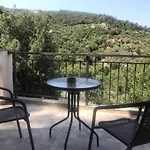 Despina Studio Raxes Ikaria #2