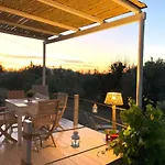 Olive Hill Private House