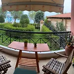 Vivian\'S Apartment