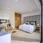 Talise II Modern & Luxury Suite Just 2 Minutes From The Beach