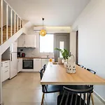 Aegean Breeze Luxury Apartments Next To The Sea