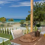 Nisea Beach Apartments