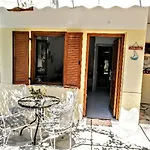Roppas Studios Nostos