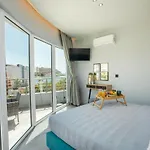 Haraki Blue Dream Luxury Apartments