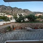 Kamari Apartments