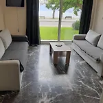 Nafpaktos Seaside Apartment