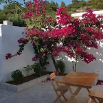 Maison De Village Au Calme - Alonia Village House