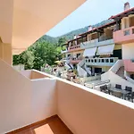 Zoe\'S Sea View Apartment