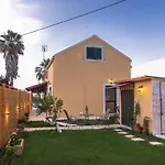 Burnelia Vacation House