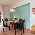 Lily\'S House